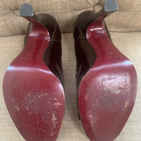 Louis Vuitton Balmoral Brogue Pumps - Picture 5 of 5